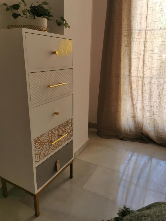 Marbella Junto Al Mar Con Gran Terraza Apartman Kültér fotó