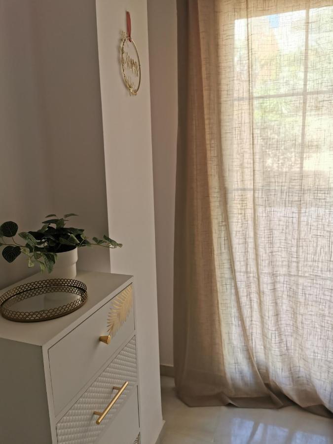 Marbella Junto Al Mar Con Gran Terraza Apartman Kültér fotó